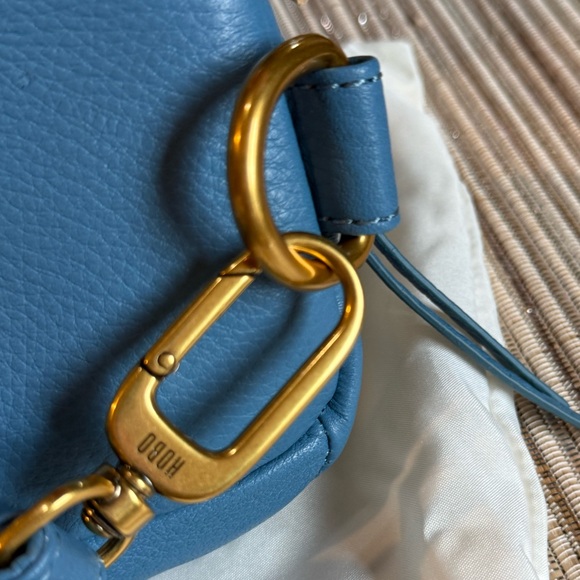 NEW HOBO Leather Adjustable Fern Belt/Crossbody Bag In Dusty Blue - Picture 9 of 13